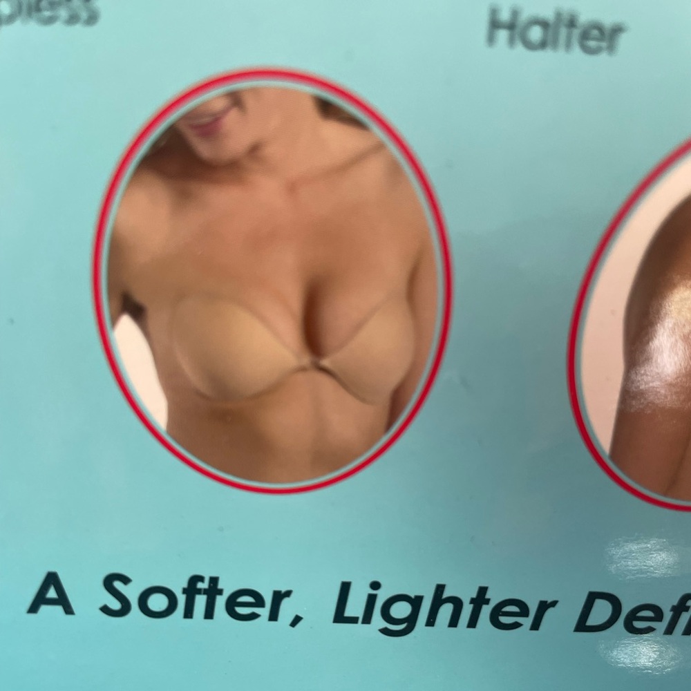 Nubra ultralight backless bra - Picture 2 of 3